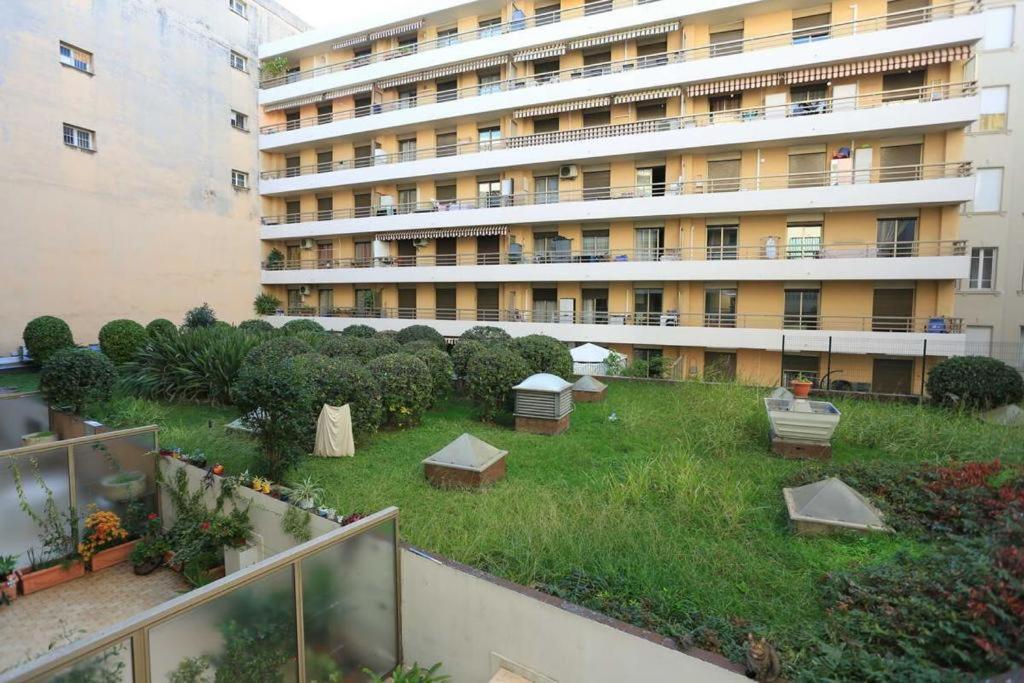 Luxe Gambetta - Sea View Apartment Nisa Exterior foto